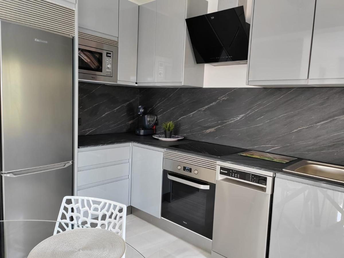 בנאלמדנה Apartamento La Torre,200M Hasta La Playa מראה חיצוני תמונה