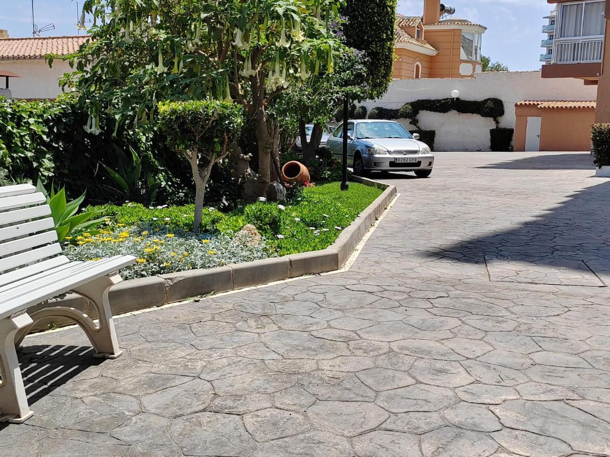 בנאלמדנה Apartamento La Torre,200M Hasta La Playa מראה חיצוני תמונה