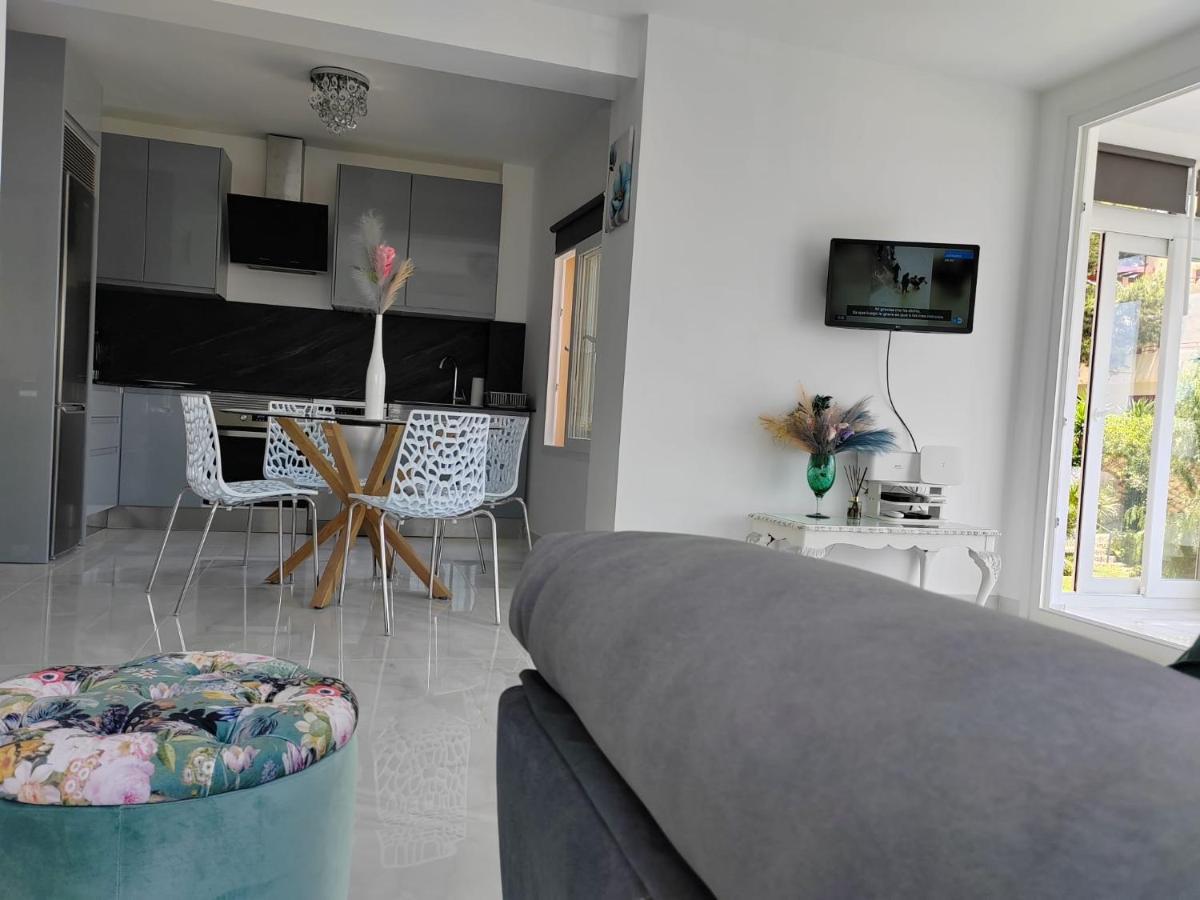 בנאלמדנה Apartamento La Torre,200M Hasta La Playa מראה חיצוני תמונה