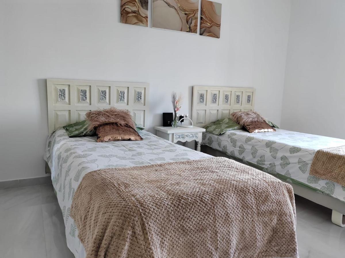 בנאלמדנה Apartamento La Torre,200M Hasta La Playa מראה חיצוני תמונה