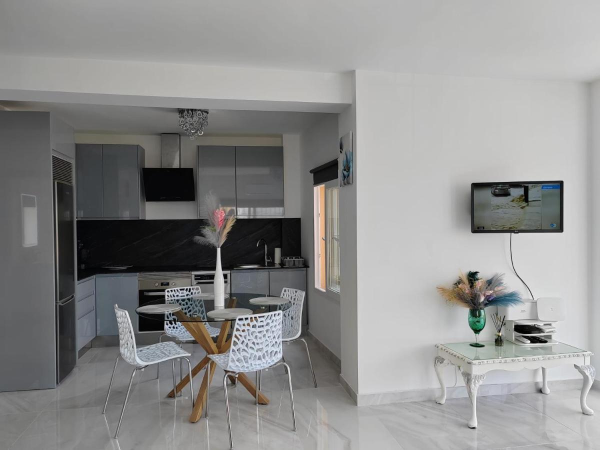 בנאלמדנה Apartamento La Torre,200M Hasta La Playa מראה חיצוני תמונה