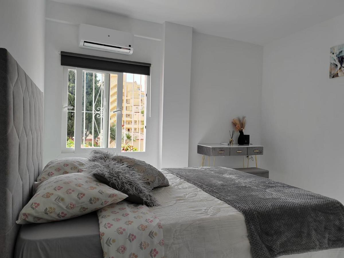 בנאלמדנה Apartamento La Torre,200M Hasta La Playa מראה חיצוני תמונה