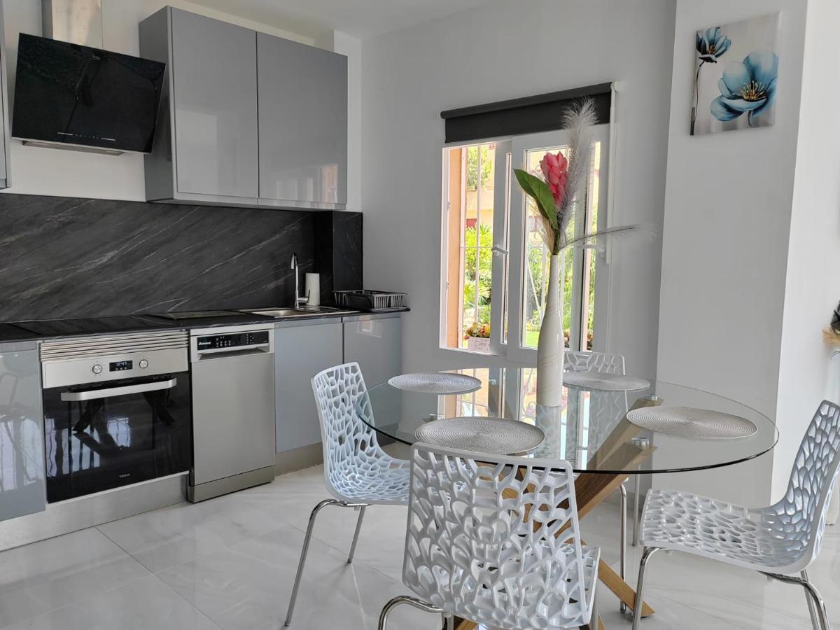 בנאלמדנה Apartamento La Torre,200M Hasta La Playa מראה חיצוני תמונה
