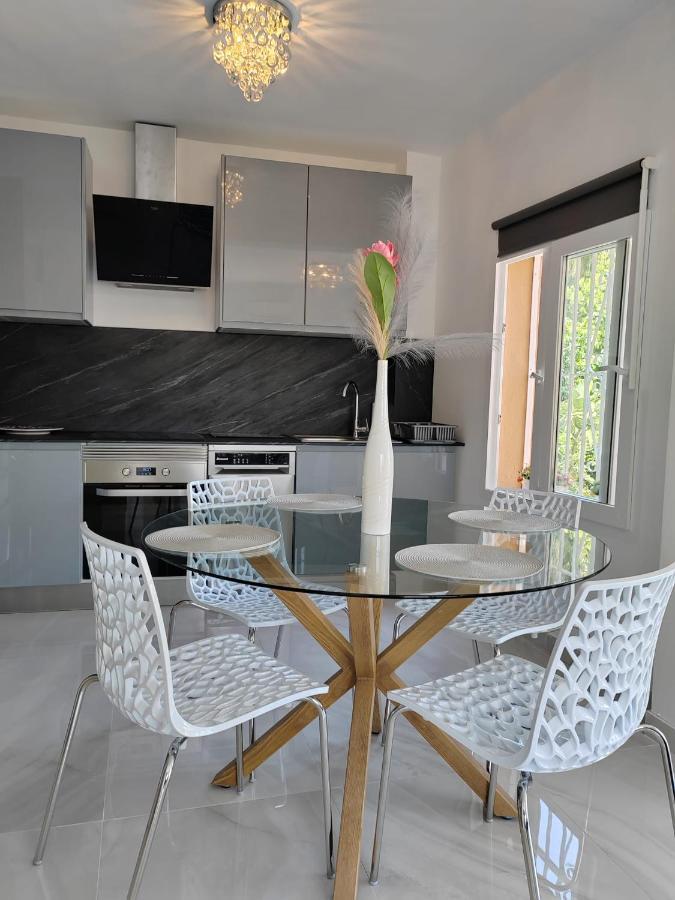 בנאלמדנה Apartamento La Torre,200M Hasta La Playa מראה חיצוני תמונה