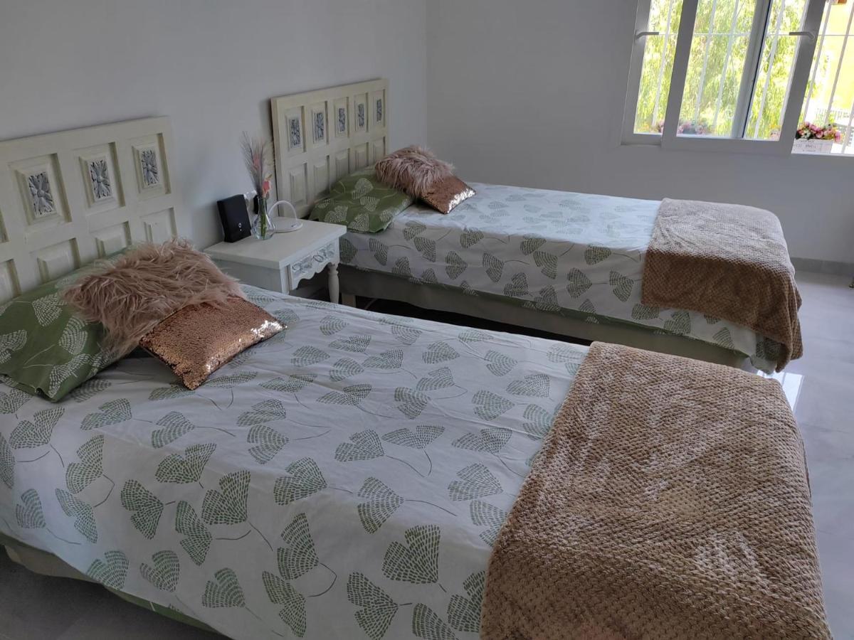 בנאלמדנה Apartamento La Torre,200M Hasta La Playa מראה חיצוני תמונה