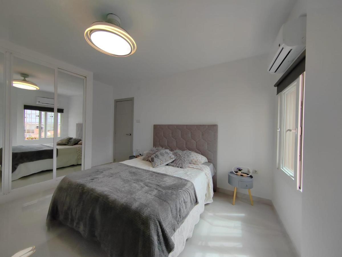 בנאלמדנה Apartamento La Torre,200M Hasta La Playa מראה חיצוני תמונה